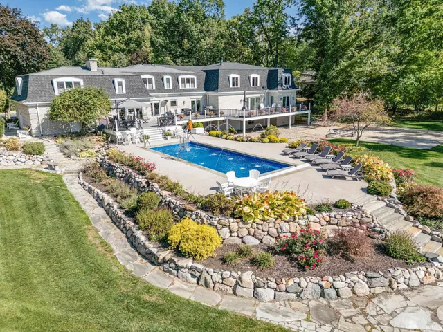 $1,600,000 | 25424 North Shore Drive, Elkhart, IN 46514