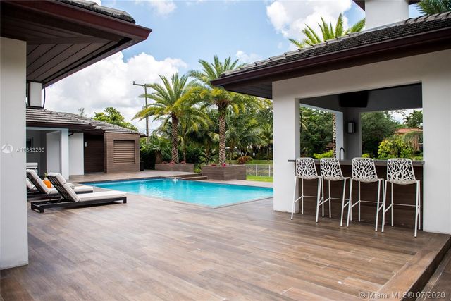 $2,895,000 | 1550 Salvatierra Drive, Coral Gables, FL 33134