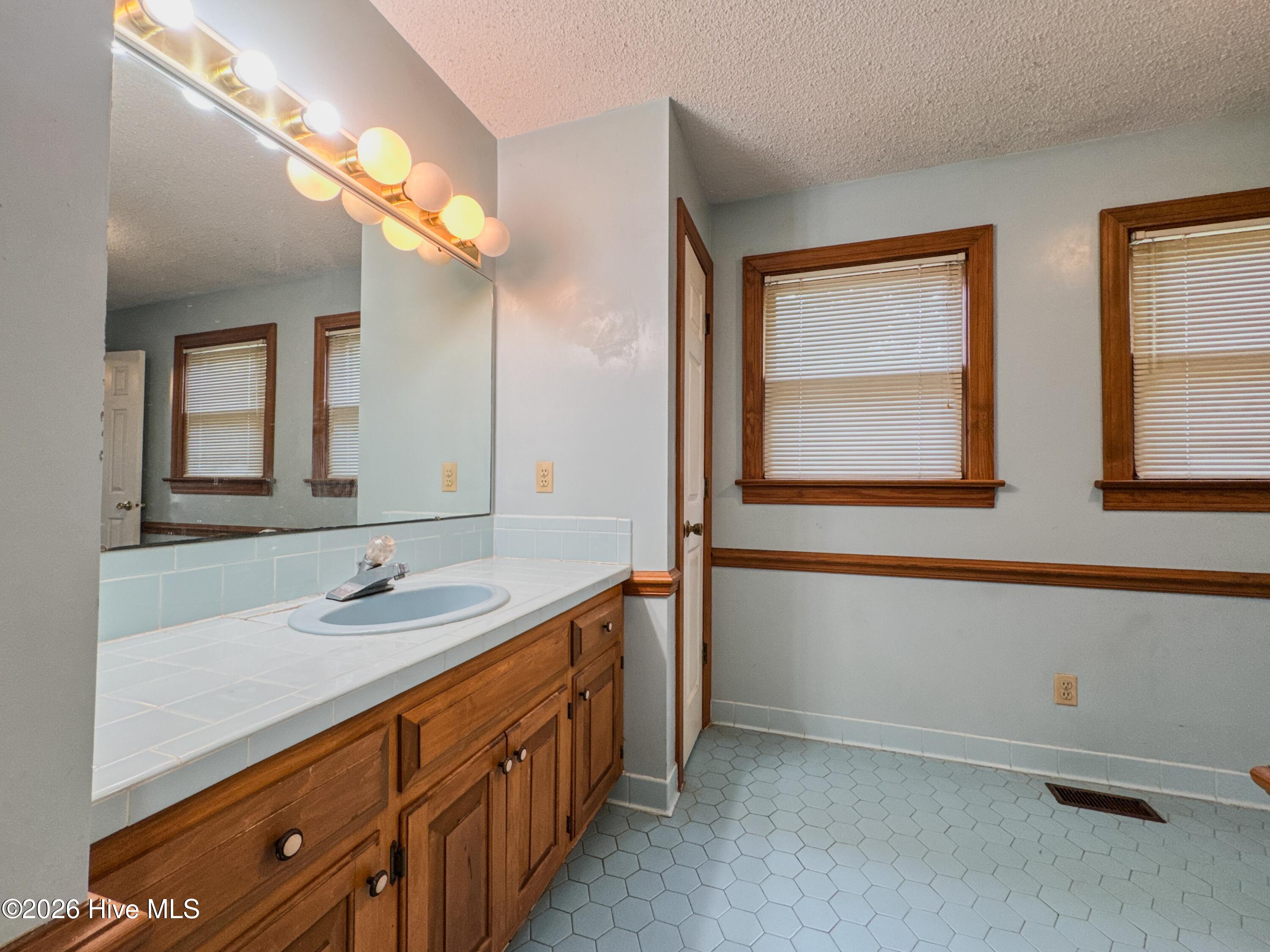 5493 Autry Road Rocky Mount, NC 27803 - Photo 31 of 51 Hall BATH 1A