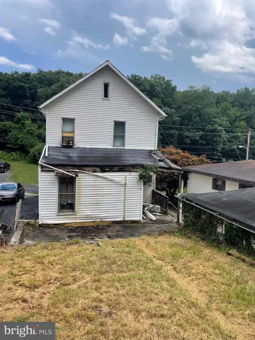 $49,900 | 432 Pine Avenue, Cumberland, MD 21502