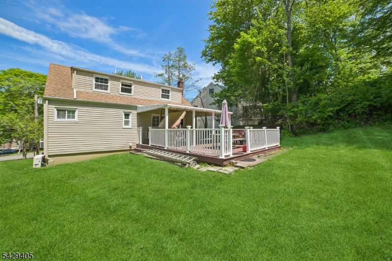 46 Phyllis Road West Orange, NJ 07052 - Photo 22 of 27