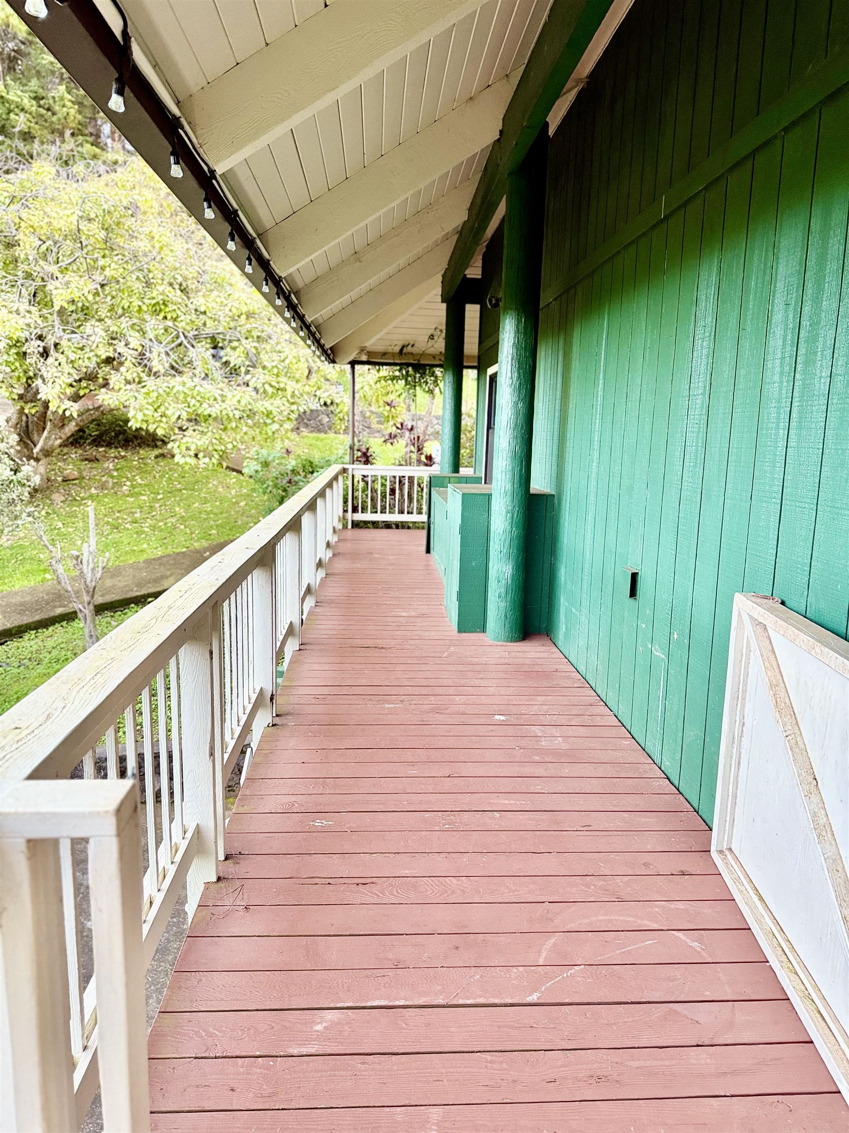 2400 Piiholo Road Makawao, HI 96768 - Photo 22 of 45