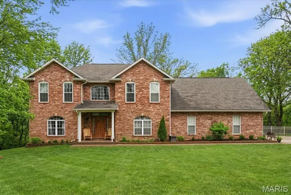 $499,900 | 133 Sir Lawrence Drive, Shiloh, IL 62221