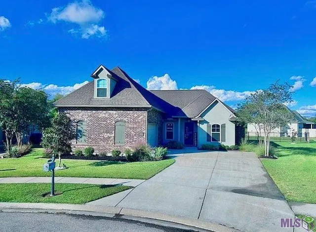 $441,000 | 59620 Thomas Ross Drive, Plaquemine, LA 70764