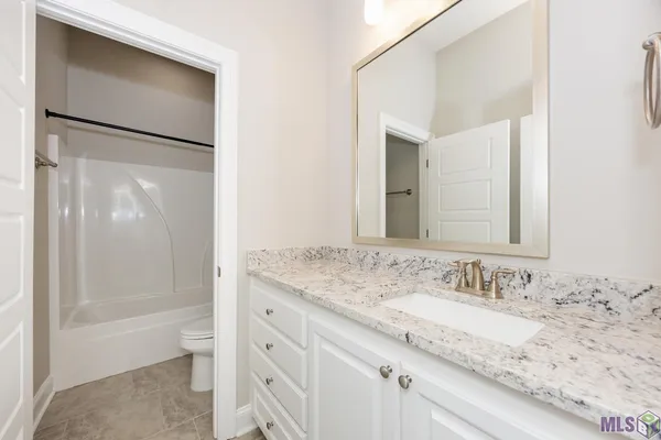 $435,000 | 59620 Thomas Ross Drive, Plaquemine, LA 70764