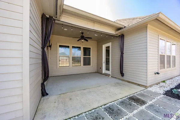 $435,000 | 59620 Thomas Ross Drive, Plaquemine, LA 70764