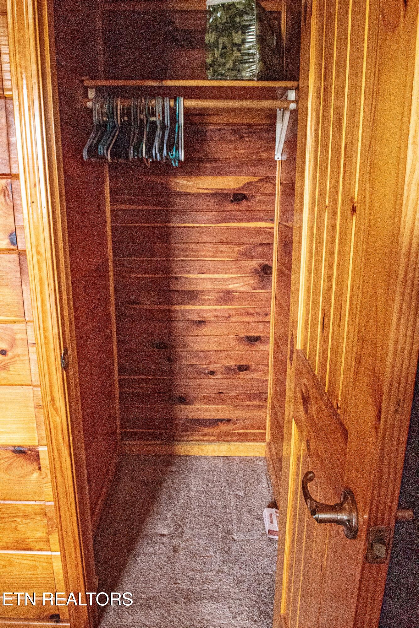 2277 Old Wolf River Road Jamestown, TN 38556 - Photo 18 of 25 2277 Old Wolf River Master Closet