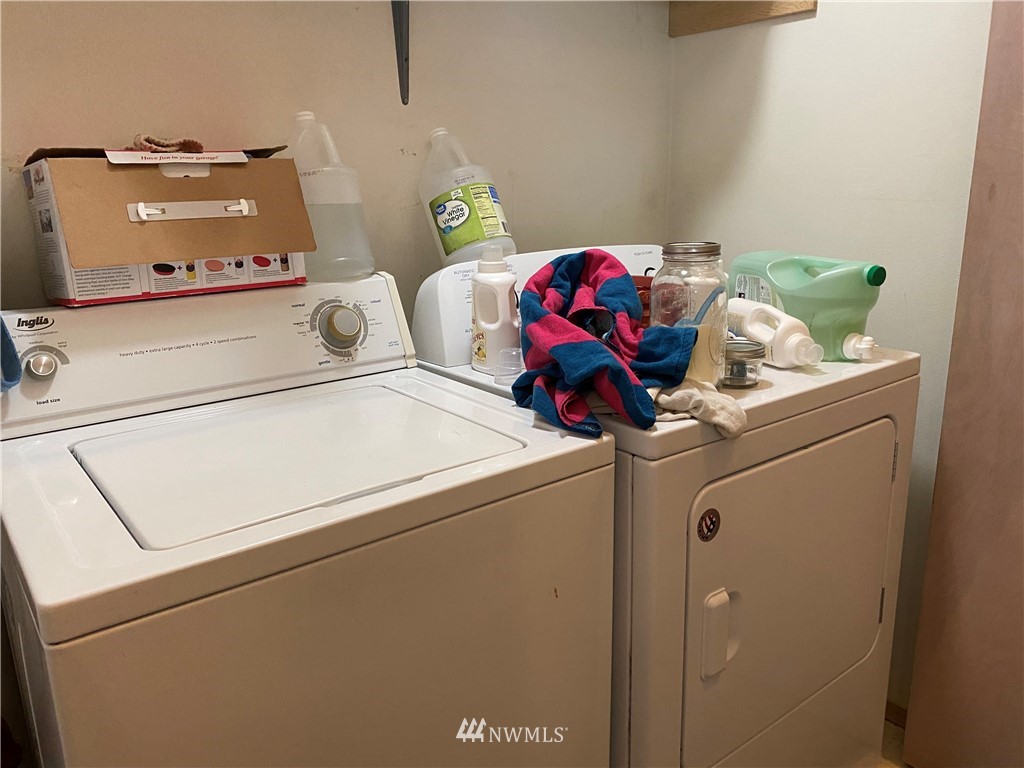2105 Michigan Street Bellingham, WA 98229 - Photo 30 of 38 a utility room with dryer and washer