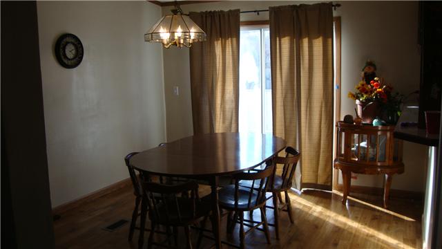 887 Pack Road White Bluff, TN 37187 - Photo 3 of 20 Dining room