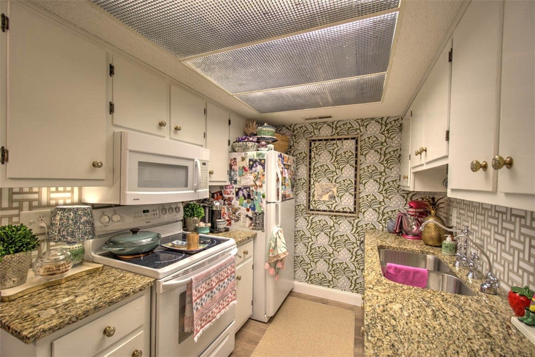 421 Woodside Trail Decatur, IL 62521 - Photo 6 of 14 Gallery Image 6