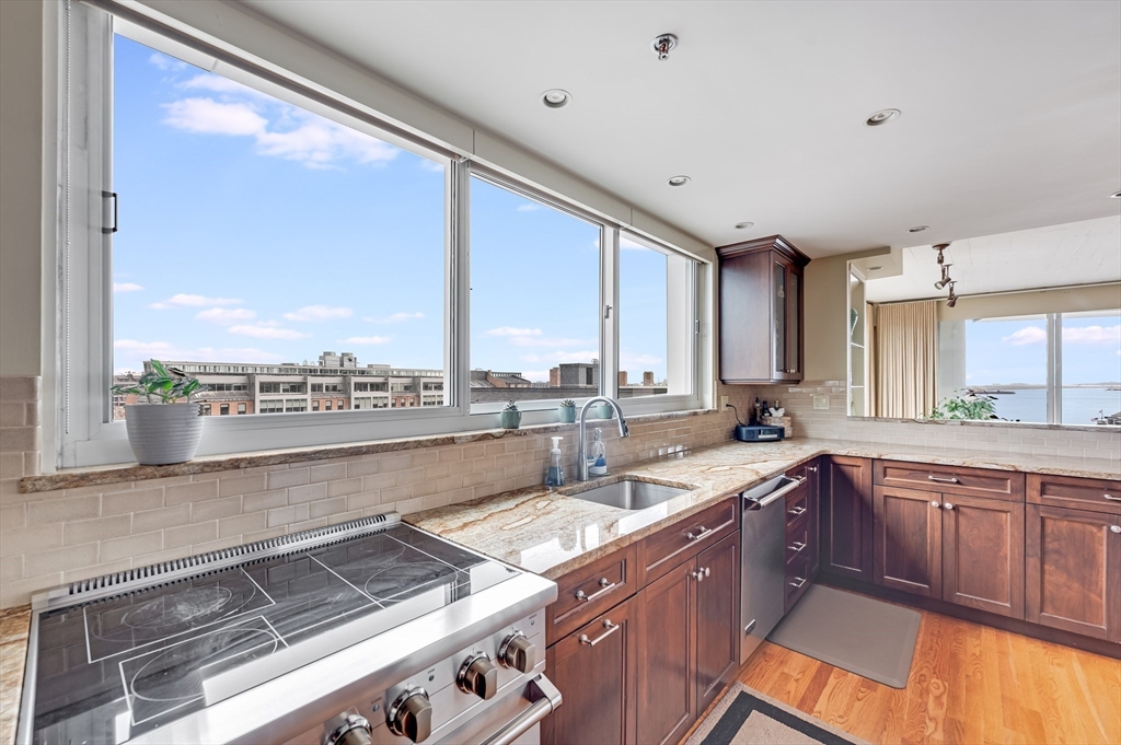 63 Atlantic Avenue, Unit 7E Boston, MA 02110 - Photo 12 of 41