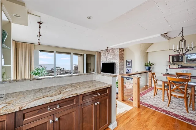 $1,799,000 | 63 Atlantic Avenue, Unit 7E, Boston, MA 02110
