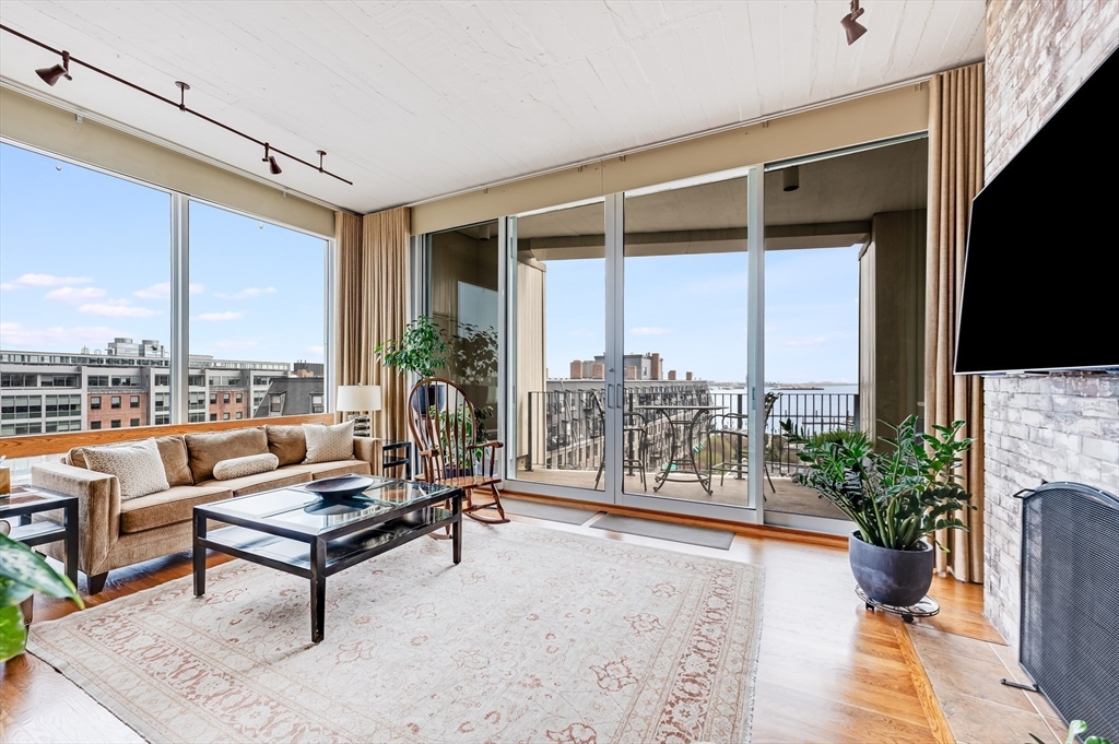 63 Atlantic Avenue, Unit 7E Boston, MA 02110 - Photo 2 of 41