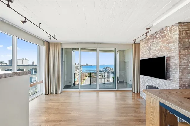 $1,799,000 | 63 Atlantic Avenue, Unit 7E, Boston, MA 02110