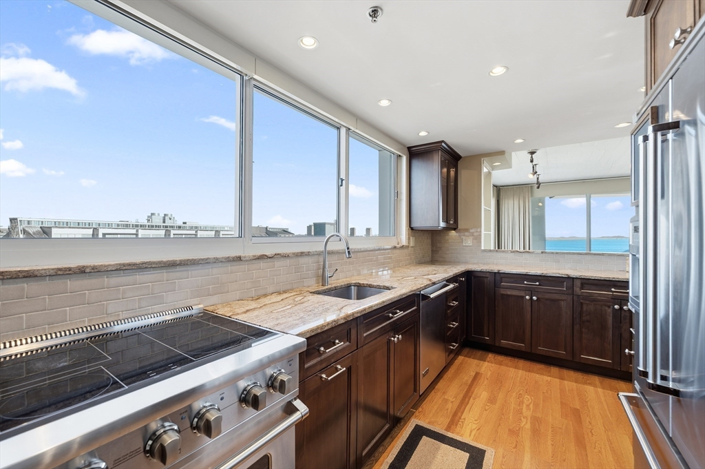 63 Atlantic Avenue, Unit 7E Boston, MA 02110 - Photo 10 of 37