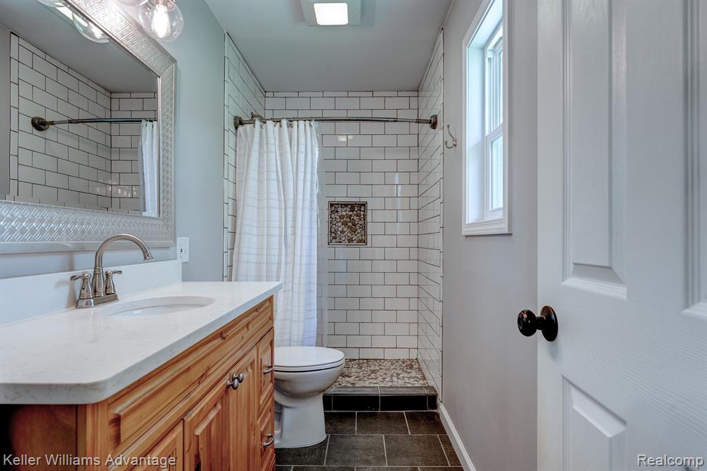 504 Glenwyth Road Brighton, MI 48116 - Photo 16 of 34