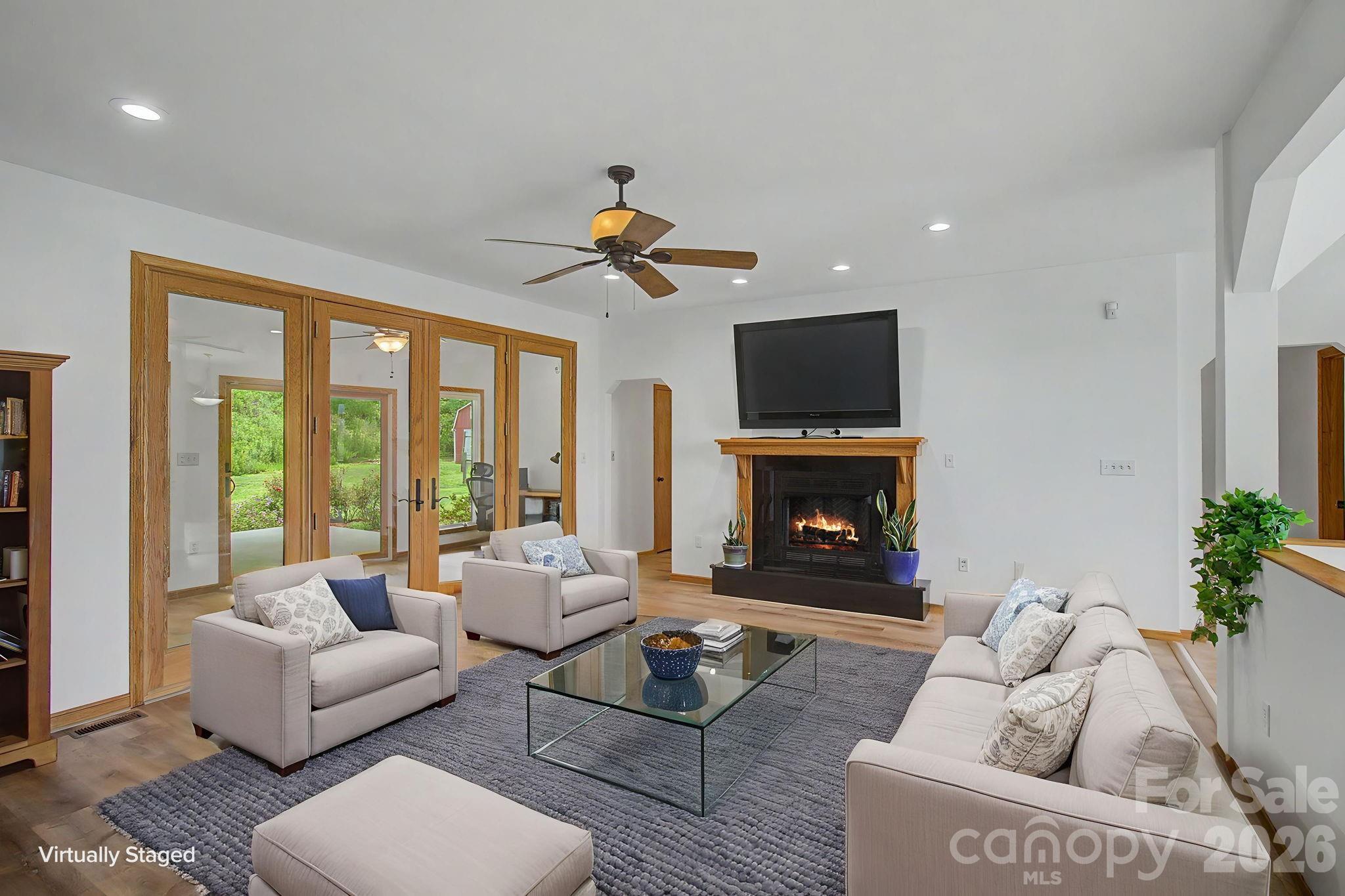 340 Earlys Mountain Road Leicester, NC 28748 - Photo 4 of 29