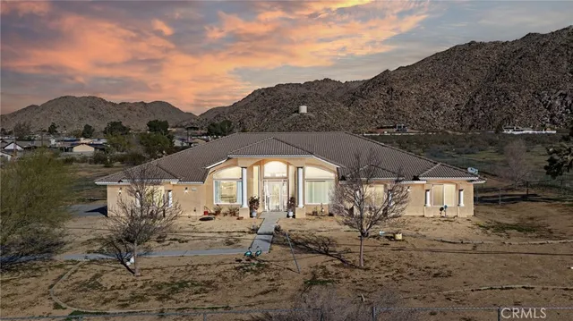 $630,000 | 24040 Cuyama Road, Apple Valley, CA 92307