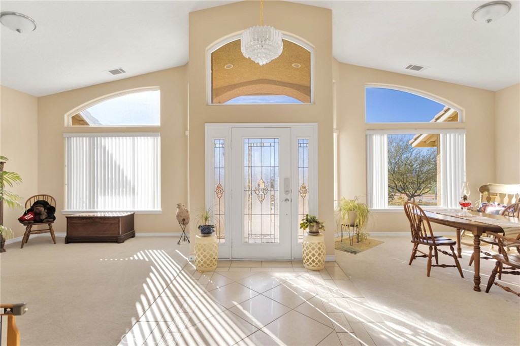 24040 Cuyama Road Apple Valley, CA 92307 - Photo 6 of 51