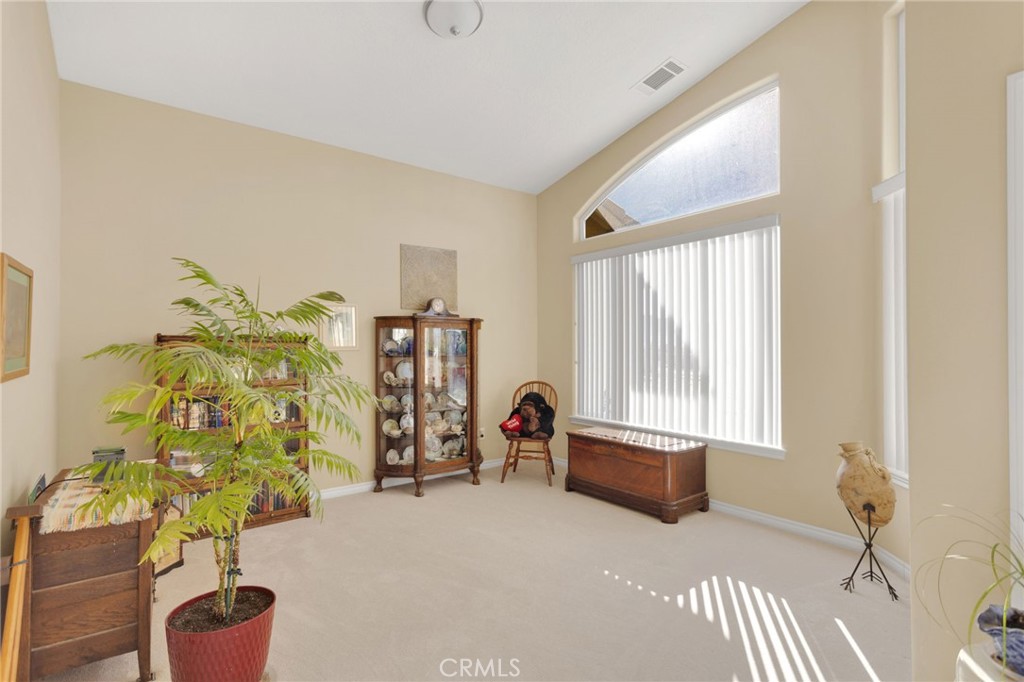 24040 Cuyama Road Apple Valley, CA 92307 - Photo 9 of 51