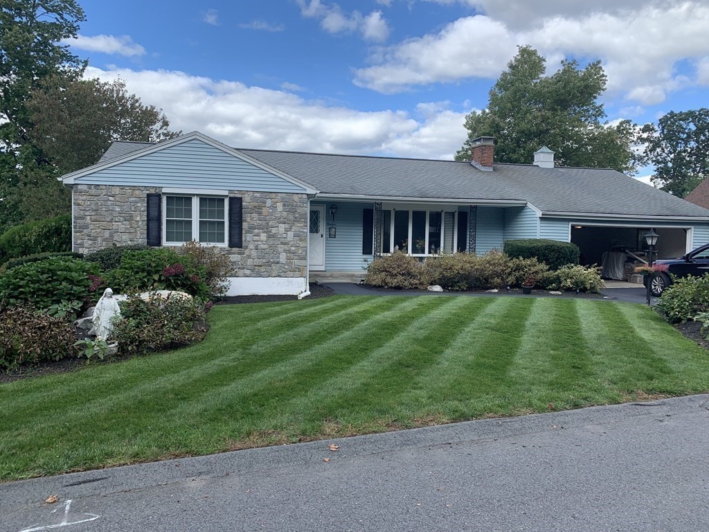 14 Old Cart Road Auburn, MA 01501 - Photo 1 of 42 Gallery Image 1