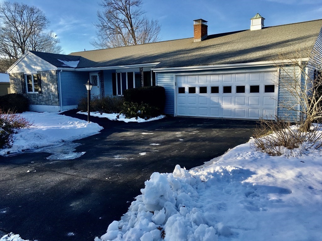 14 Old Cart Road Auburn, MA 01501 - Photo 2 of 42 Gallery Image 2