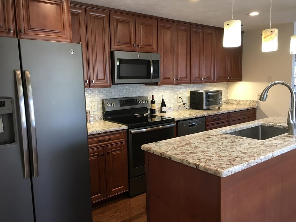 14 Old Cart Road Auburn, MA 01501 - Photo 4 of 42 Gallery Image 4