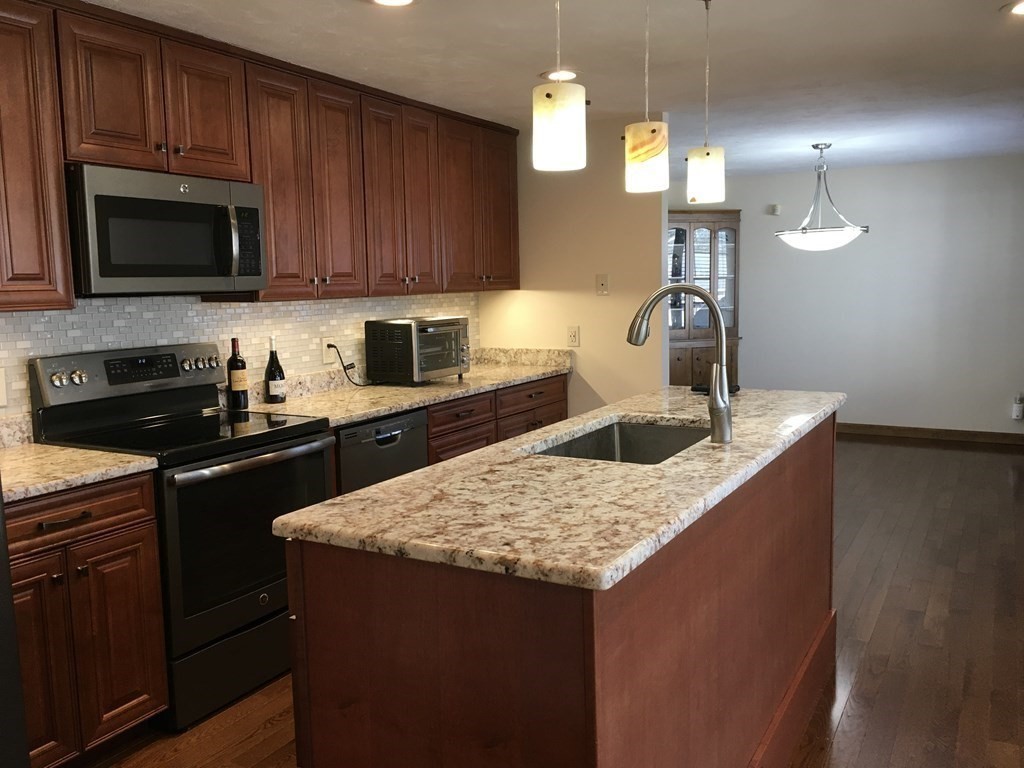 14 Old Cart Road Auburn, MA 01501 - Photo 5 of 42 Gallery Image 5