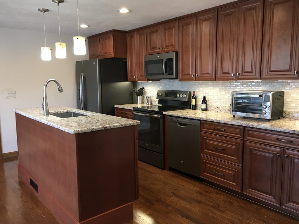 14 Old Cart Road Auburn, MA 01501 - Photo 6 of 42 Gallery Image 6