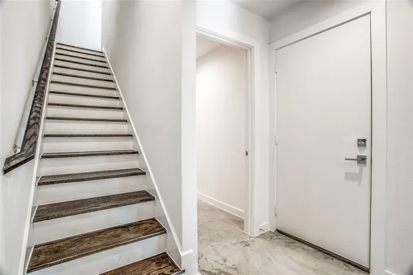 $3,500 | 2180 Bennett Avenue, Unit 303, Dallas, TX 75206
