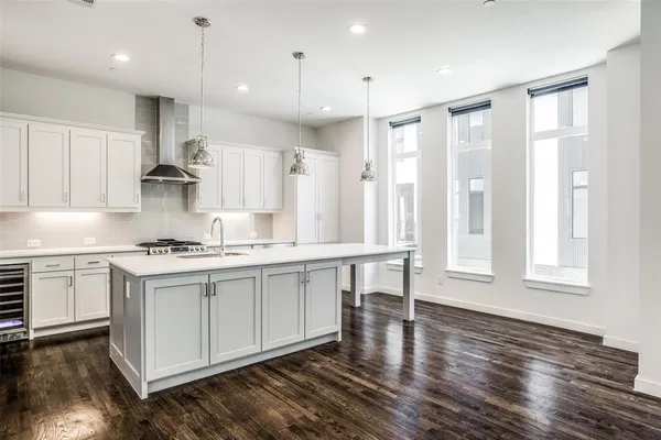 $3,500 | 2180 Bennett Avenue, Unit 303, Dallas, TX 75206