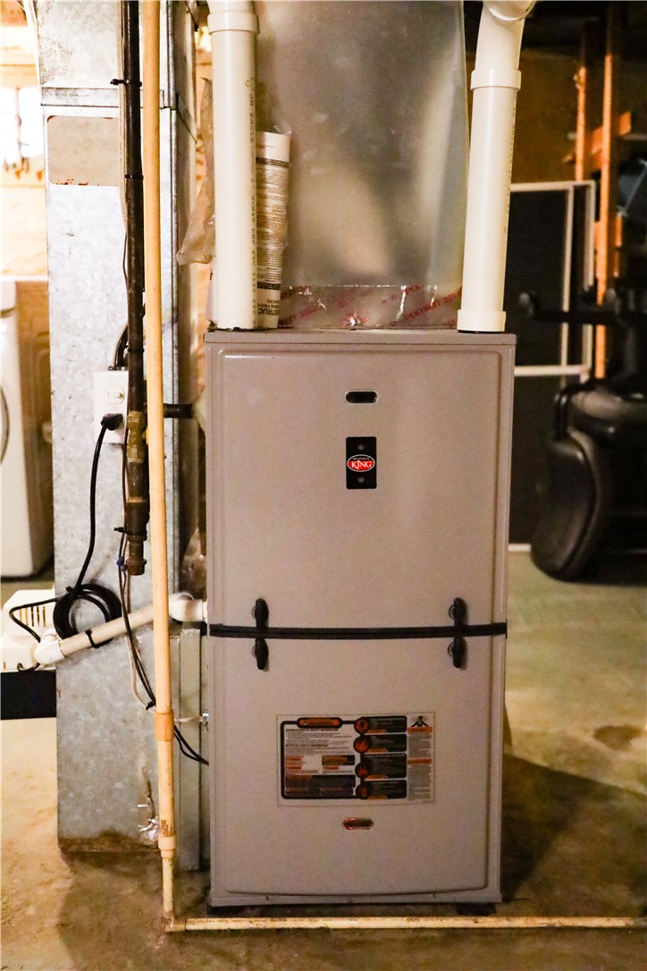 87 Leander Road Rochester, NY 14612 - Photo 12 of 17