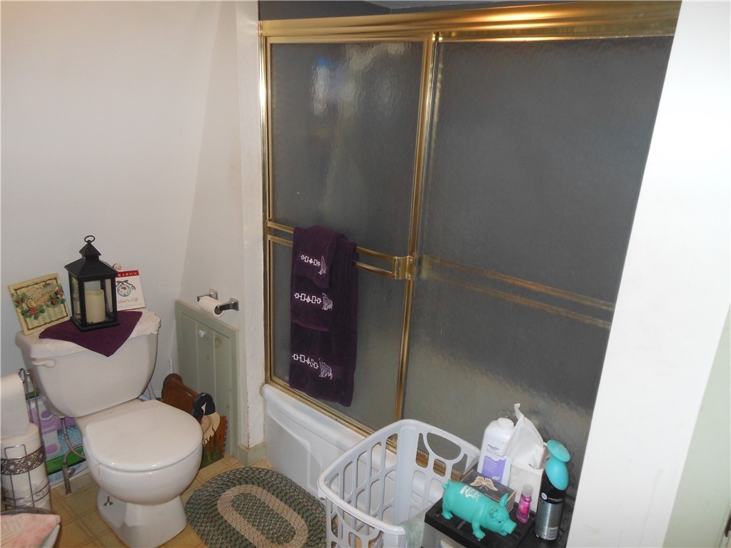25 Johnson Road Foster, RI 02825 - Photo 13 of 16 2nd FLOOR BATH