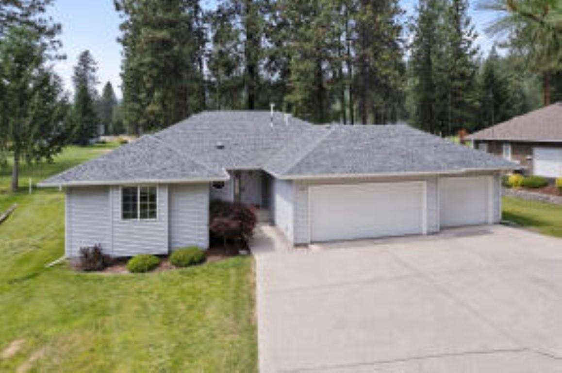 124 West Trappers Loop Chewelah, WA 99109 - Photo 3 of 22