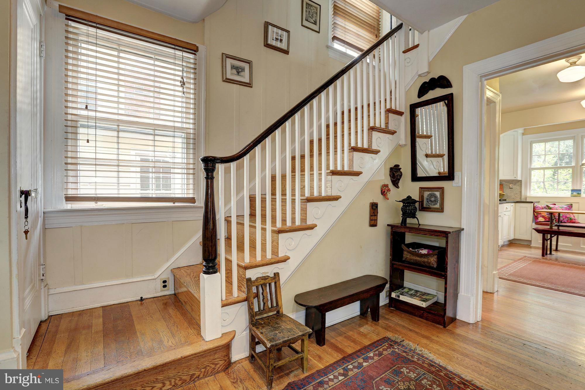 2009 Glen Ross Road Silver Spring, MD 20910 - Photo 4 of 26 Interior (General)