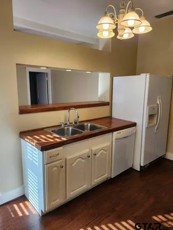 $950 | 637 South Chilton Avenue, Unit C, Tyler, TX 75701