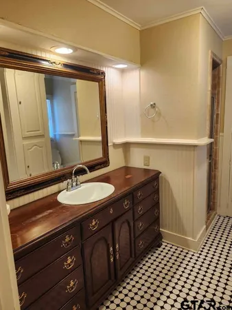 $950 | 637 South Chilton Avenue, Unit C, Tyler, TX 75701