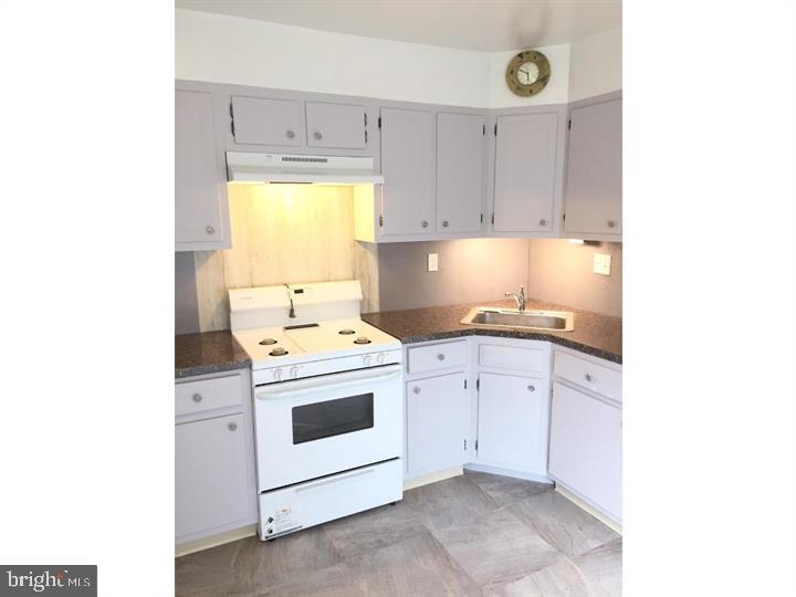 1004 Mason Run Pine Hill, NJ 08021 - Photo 2 of 20 Gallery Image 2