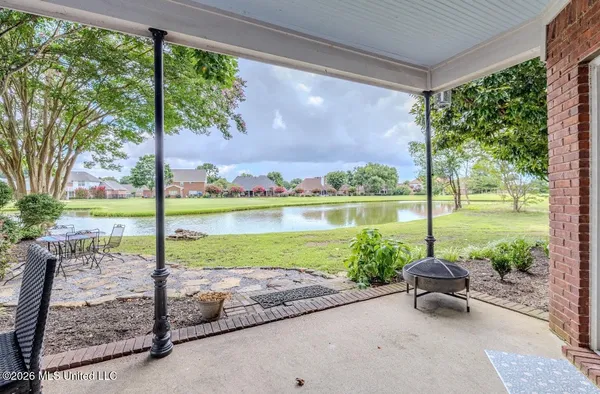 $425,000 | 7128 Apache Drive, Olive Branch, MS 38654