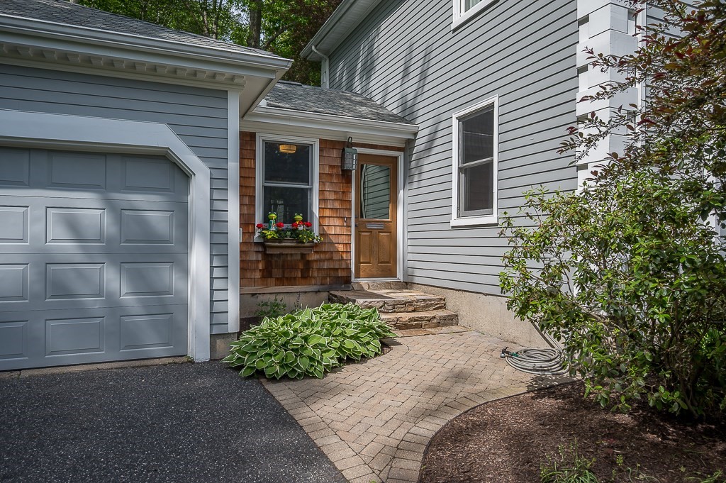 3 Squantum Road Paxton, MA 01612 - Photo 3 of 34 Gallery Image 3