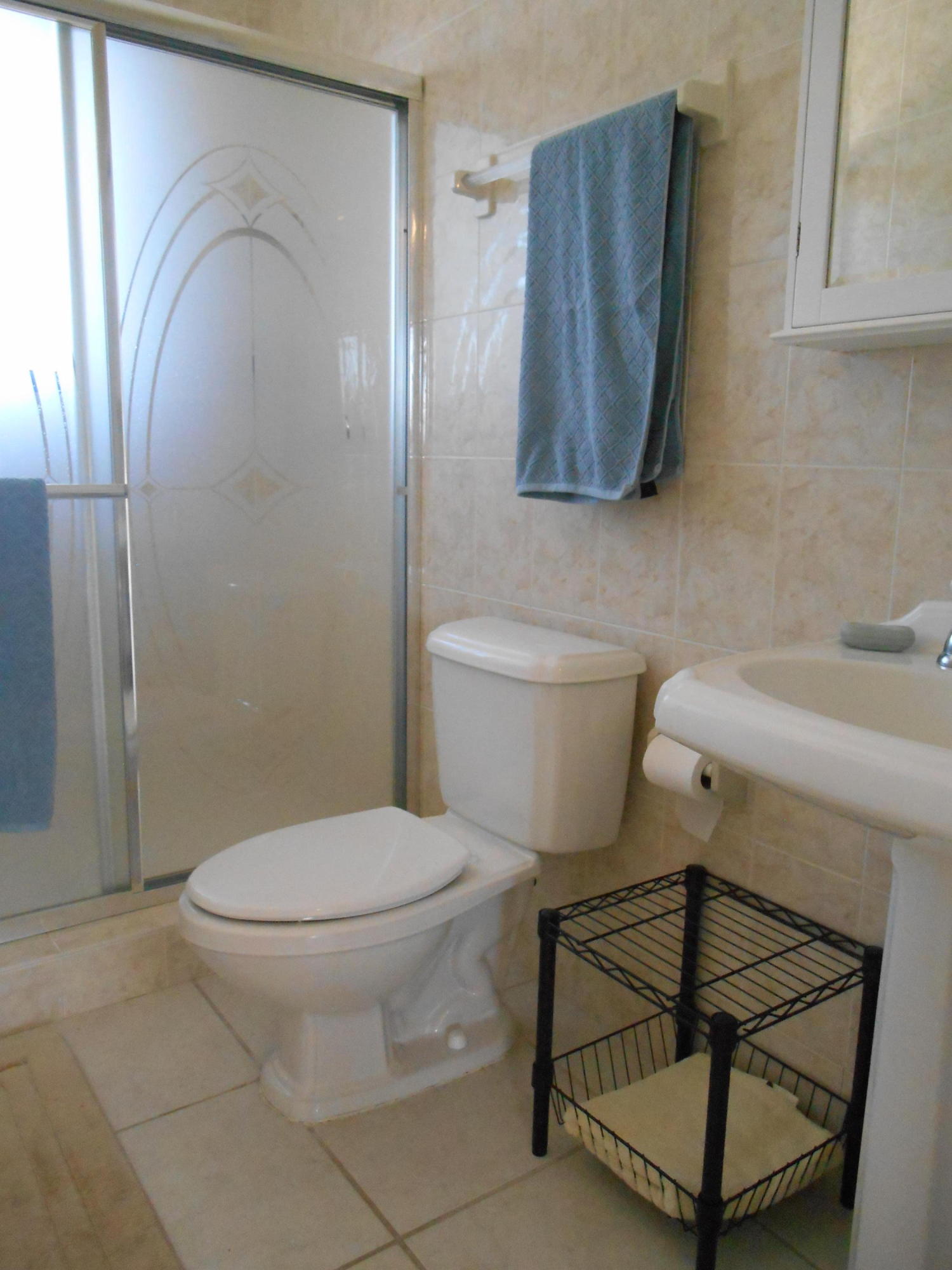 400 La Fitte Road Summerland Key, FL 33042 - Photo 12 of 18 Main bath