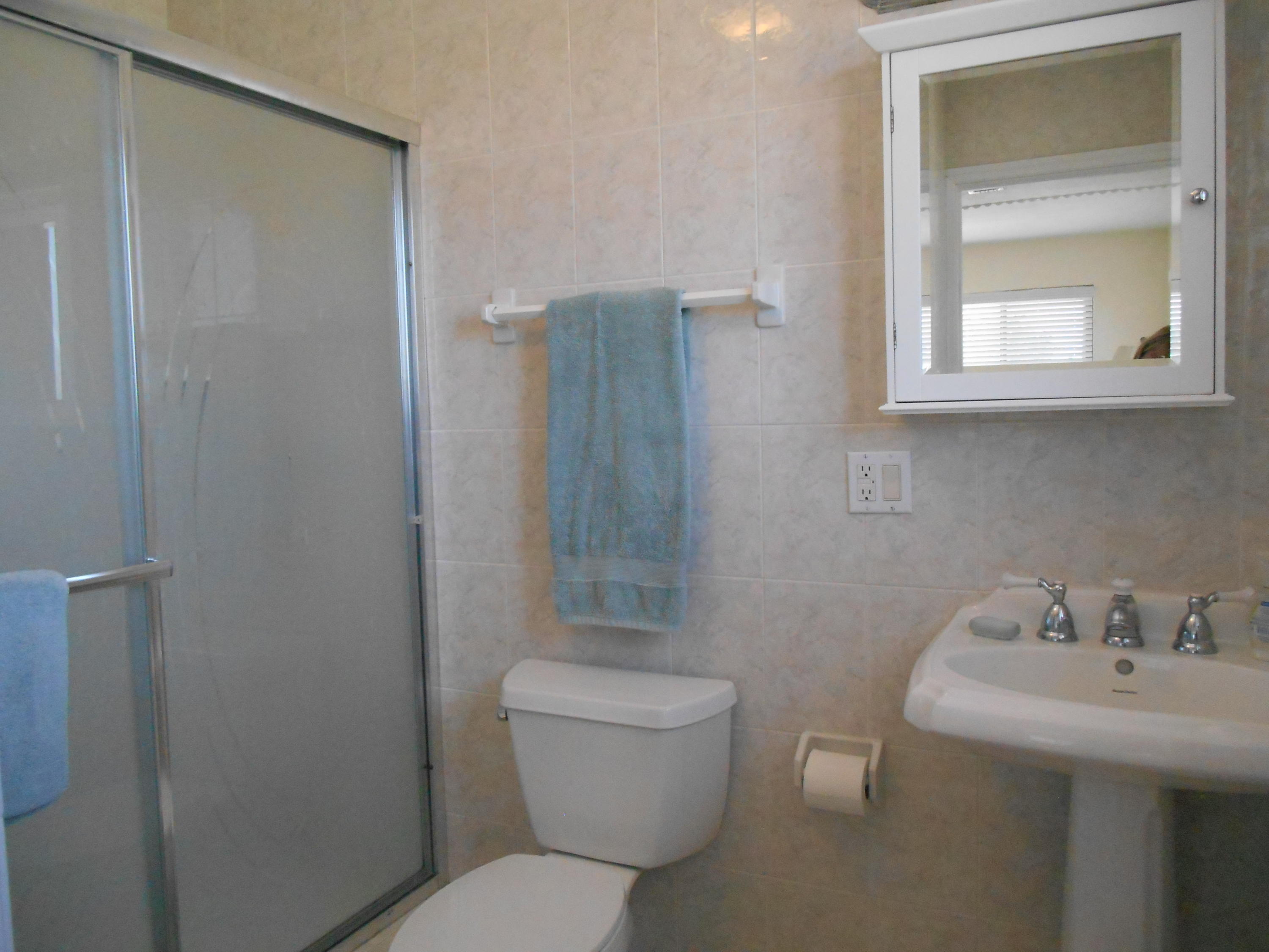 400 La Fitte Road Summerland Key, FL 33042 - Photo 13 of 18 Master bath