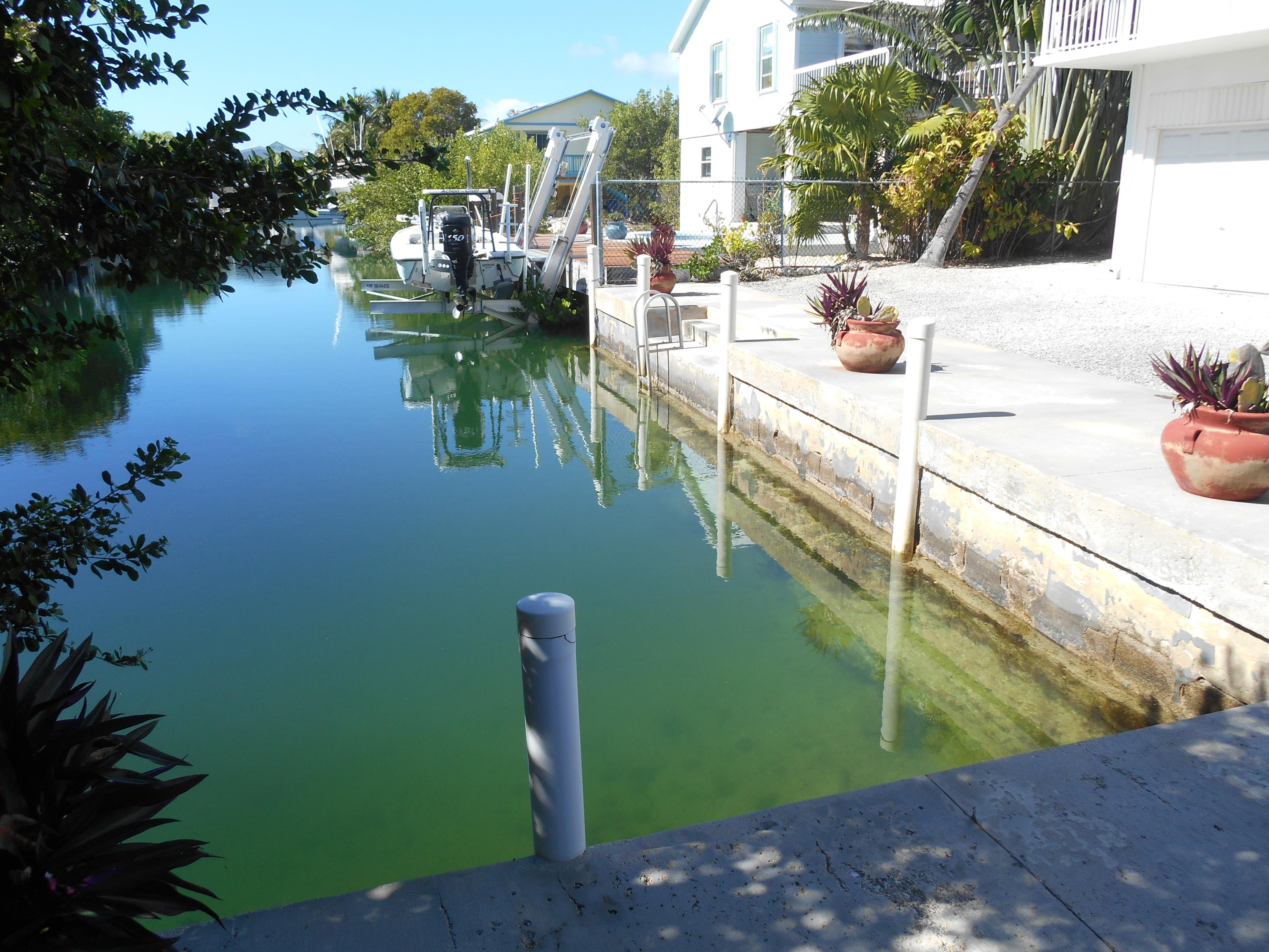 400 La Fitte Road Summerland Key, FL 33042 - Photo 16 of 18 Great clean canal
