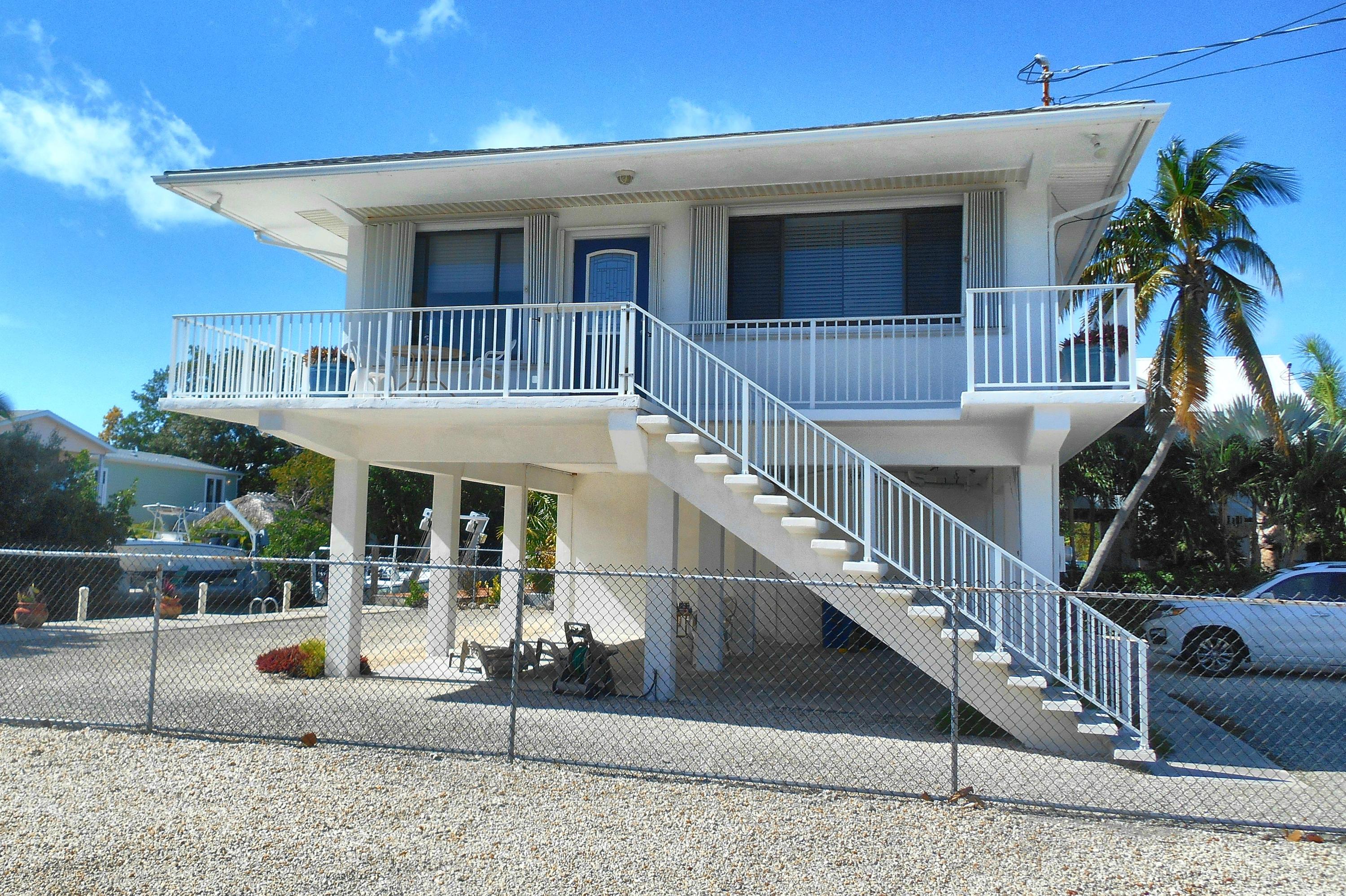 400 La Fitte Road Summerland Key, FL 33042 - Photo 8 of 18 side