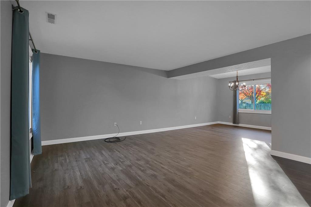 10804 Thistle Ridge Fishers, IN 46038 - Photo 5 of 39 Gallery Image 5