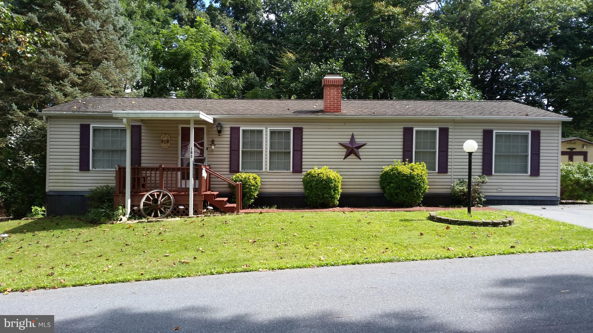 183 Sun Valley Road Elizabethtown, PA 17022 - Photo 1 of 16 Gallery Image 1