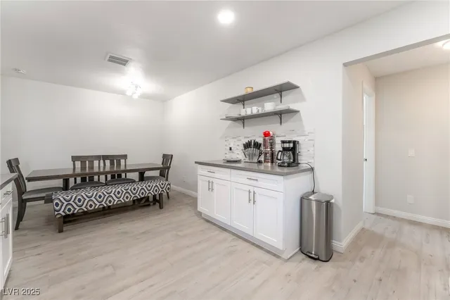 $2,500 | 3209 Kings Way, Las Vegas, NV 89102