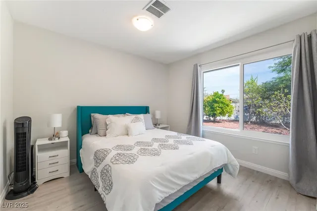 $2,500 | 3209 Kings Way, Las Vegas, NV 89102