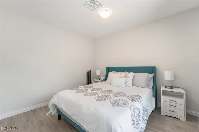 $2,500 | 3209 Kings Way, Las Vegas, NV 89102