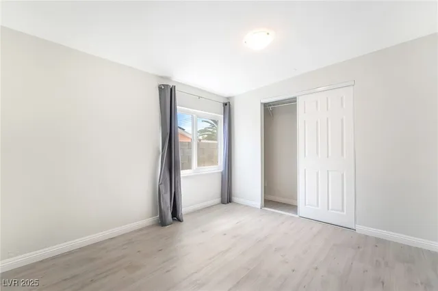 $2,500 | 3209 Kings Way, Las Vegas, NV 89102